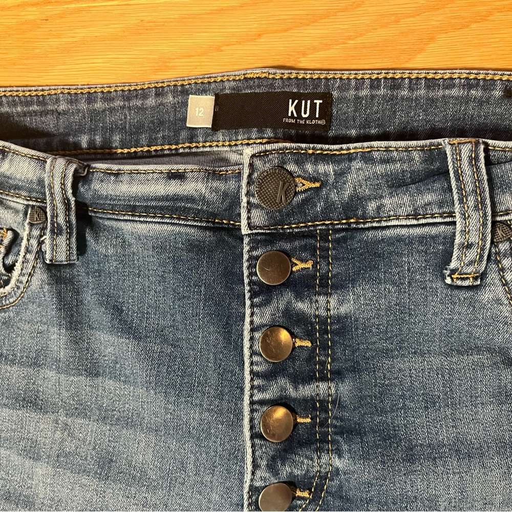 Kut from the Kloth high rise button fly size 12